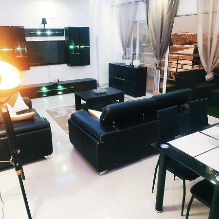 Chambres meublées Avenue Cheikh Anta Diop Dakar Extérieur photo