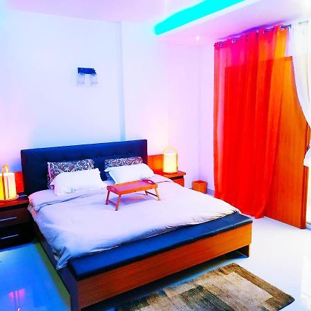 Chambres meublées Avenue Cheikh Anta Diop Dakar Extérieur photo